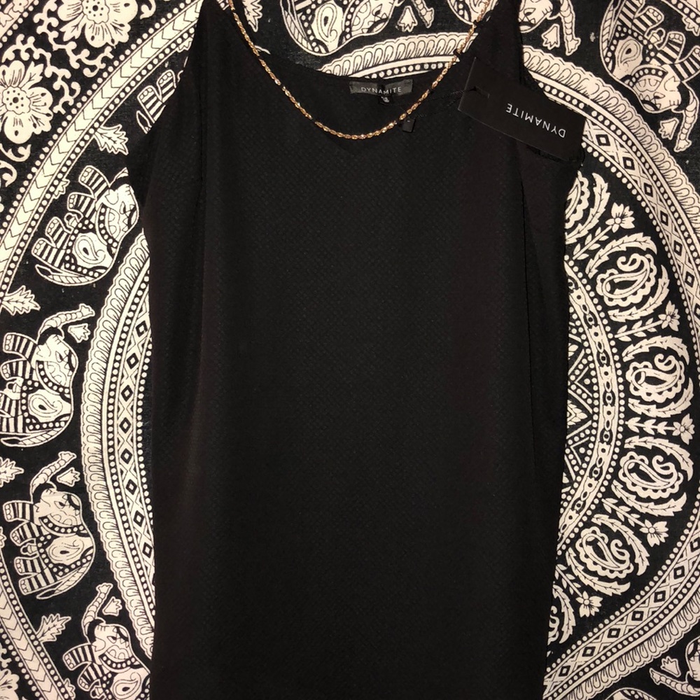black tank top with gold chain